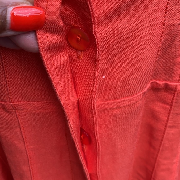 Appraisal Dress hidden button front closure. - Picture 5 of 10